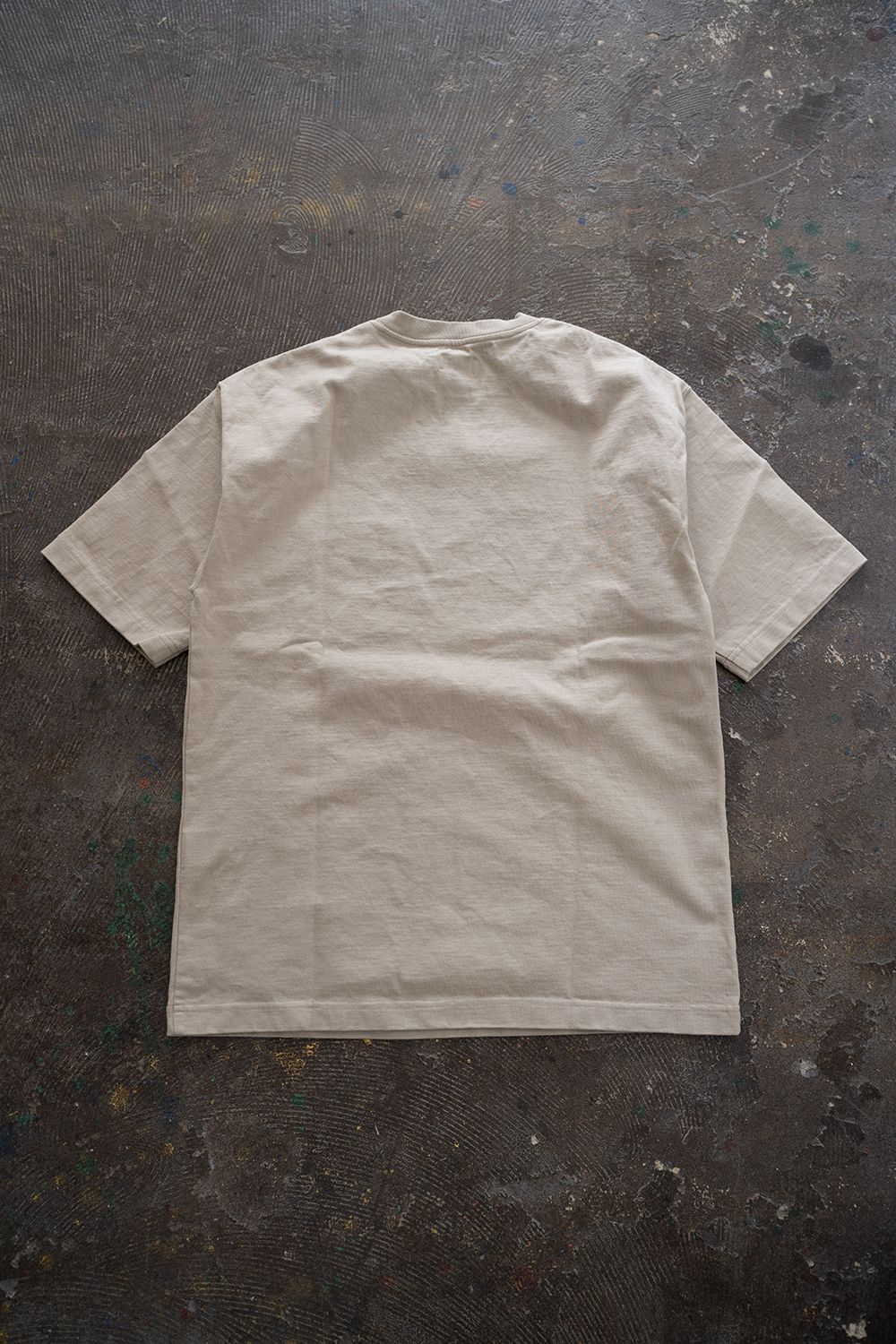 【ラスト1点】スビンコットン10/-度詰吊り天竺ポケット付き半袖T(LIGHT BEIGE)