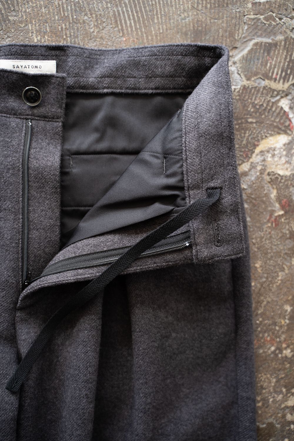 【25AW】2-Tack Wide Trousers/2タックワイドトラウザーズ(CHARCOAL)