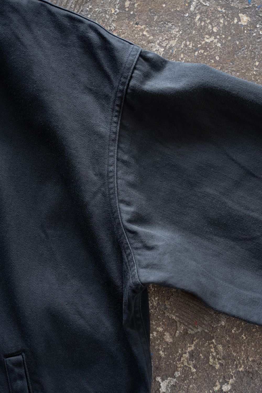【ラスト1点】【26AW】Satin Zip Blouson(CHARCOAL)