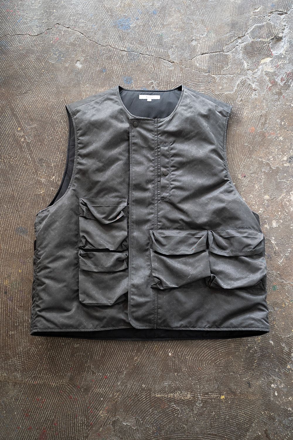 kontor - 【ラスト1点】【23AW】Tech Vest/テクニカルベスト(CHARCOAL 