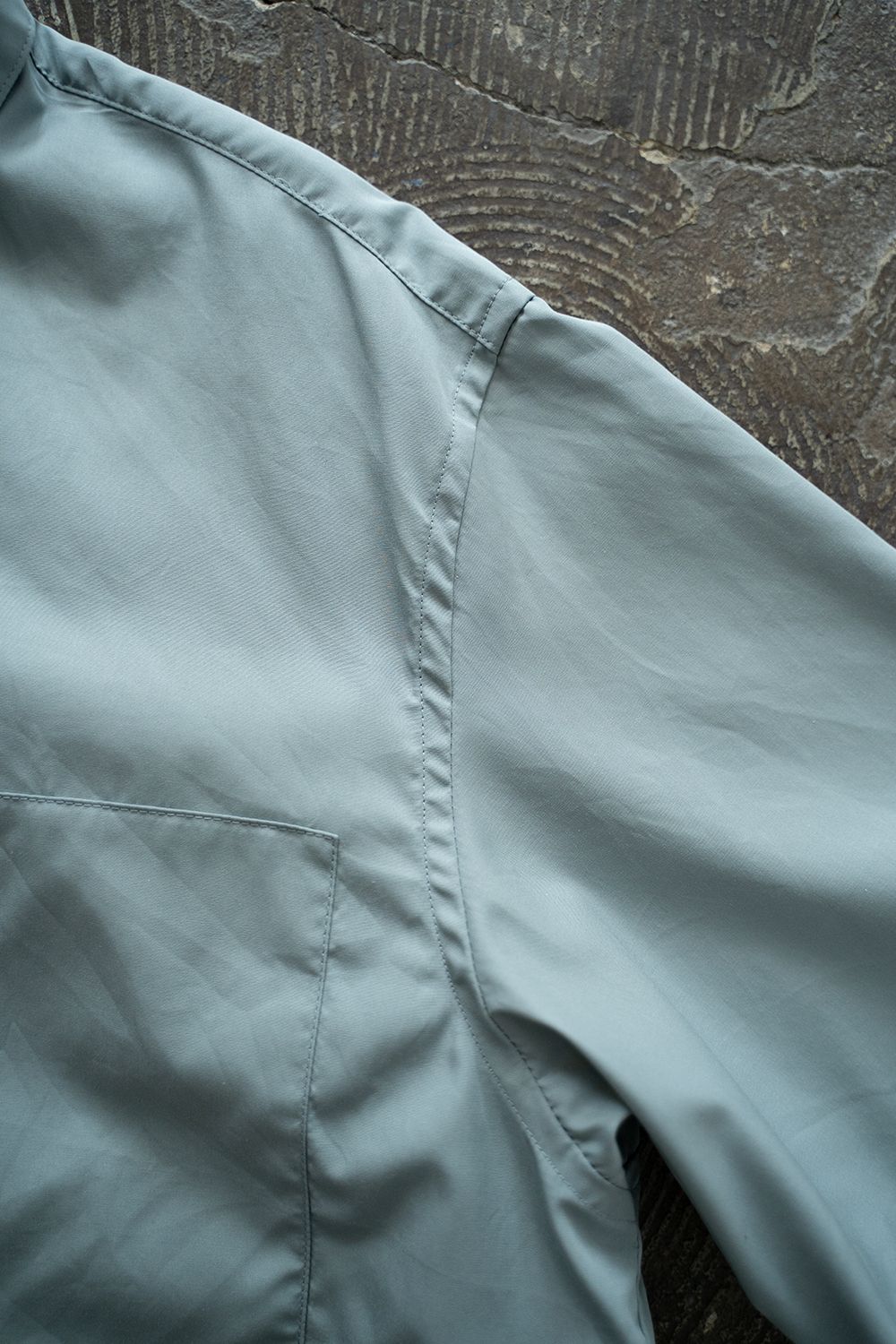 【ラスト1点】【24SS】両胸ポケット半袖ブロードシャツ(BLUE GRAY)