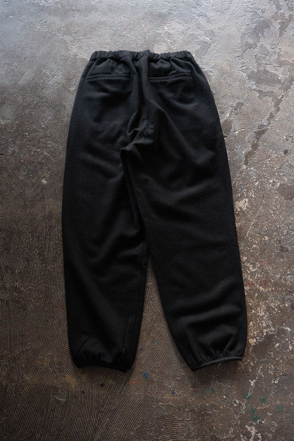 【26AW】カシミア混イージーパンツ(BLACK)