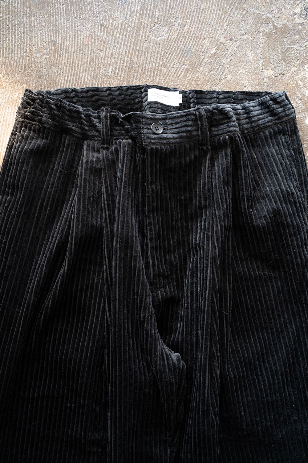 【25AW】3.5W太畝コーデュロイイージーパンツ(BLACK)