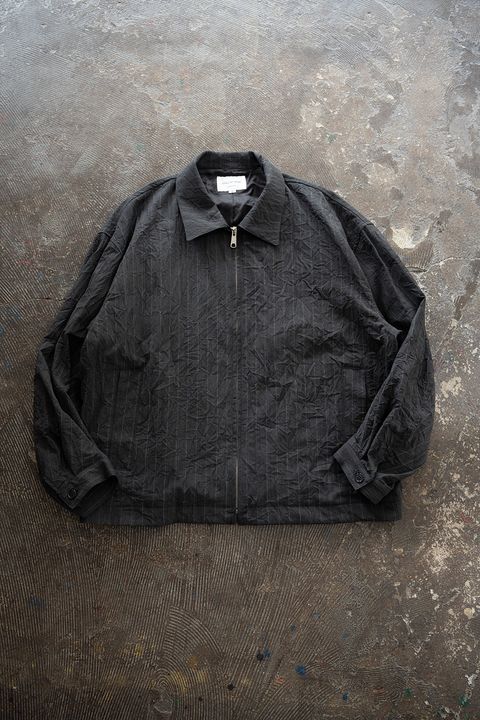 【26AW】先染めポリエステルジップブルゾン(CHARCOAL)