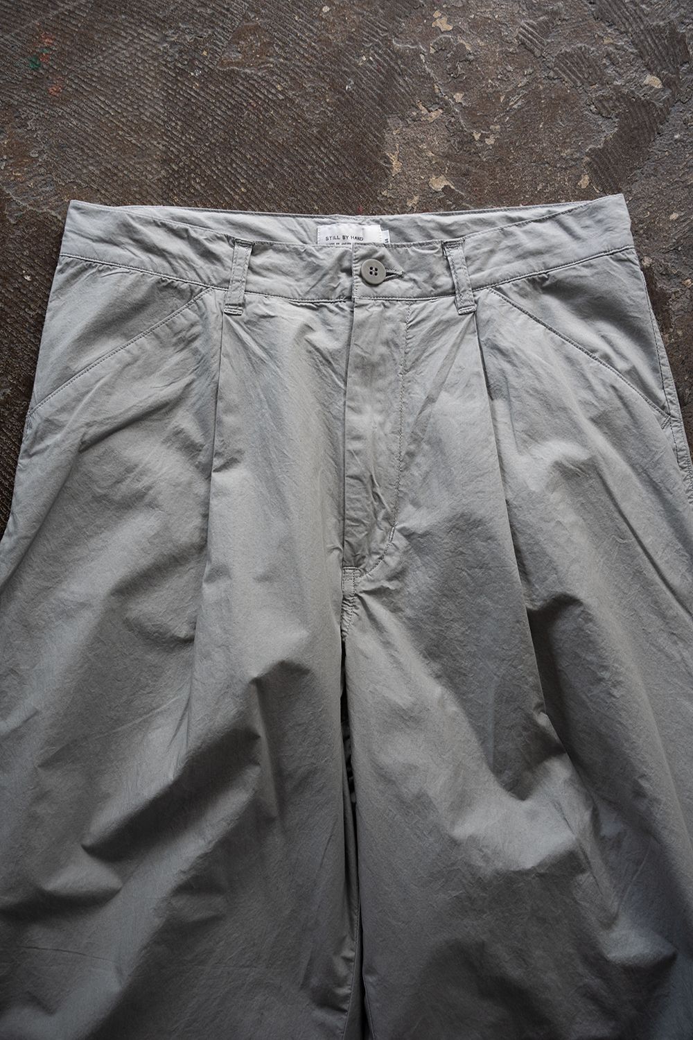 【26SS】ガーメントダイワンタックパンツ(ICE GREY)