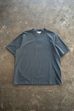【ラスト1点】【23SS】"Zwischen Oberfläche und Punkt"Tシャツ(GRAY)