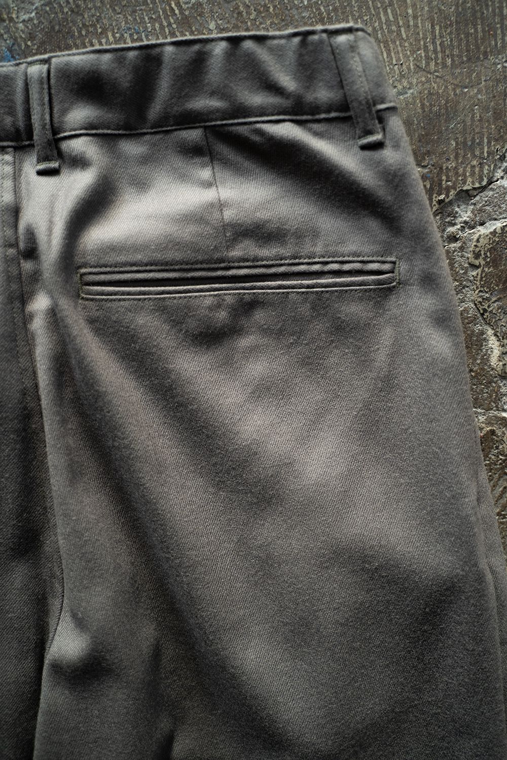 【ラスト1点】【24AW】インボックスタックサキソニースラックス(GREIGE)