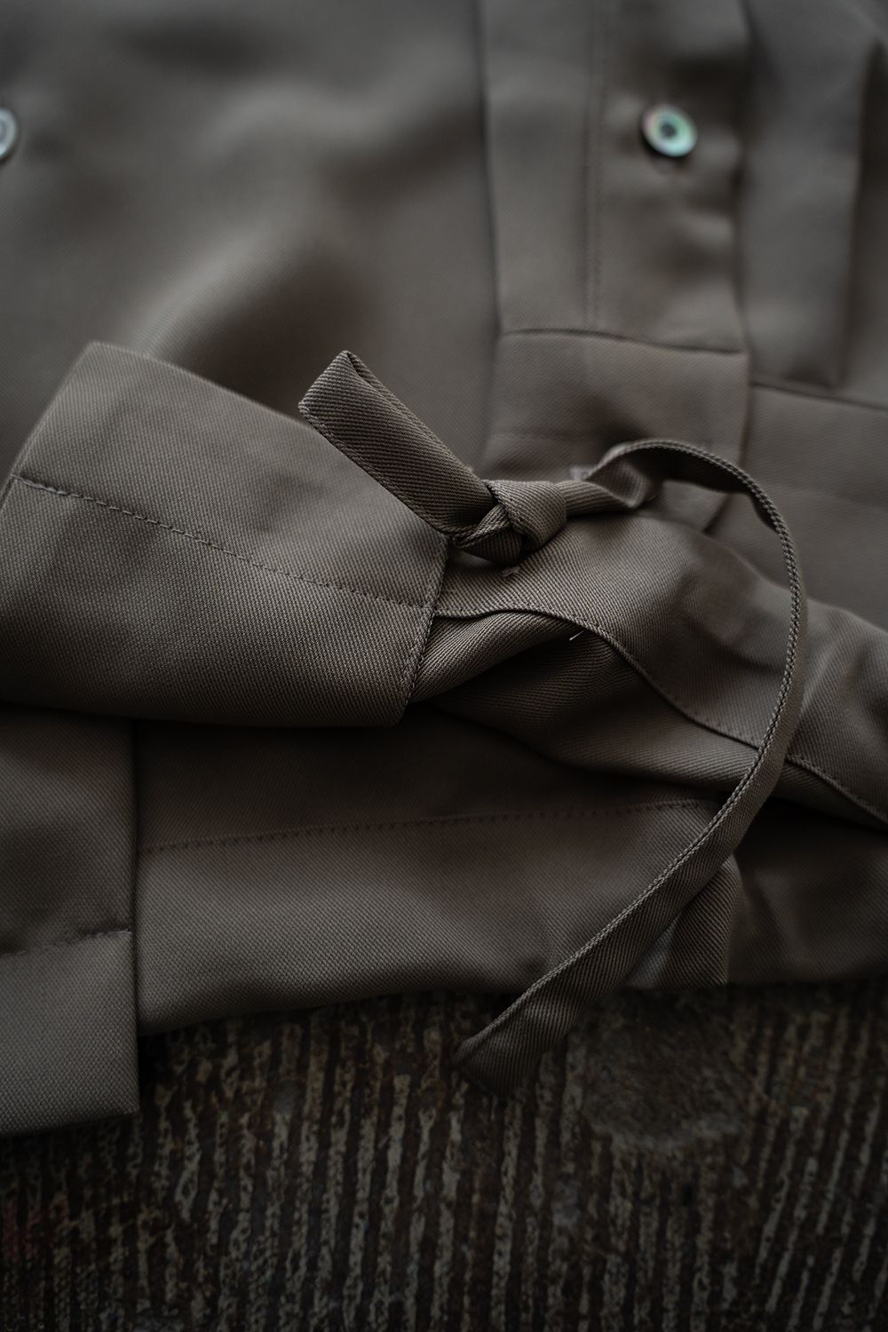 【26SS】PE Drape Fatigue Shirt/ポリエステルドレープファティーグシャツ(KAHKI)