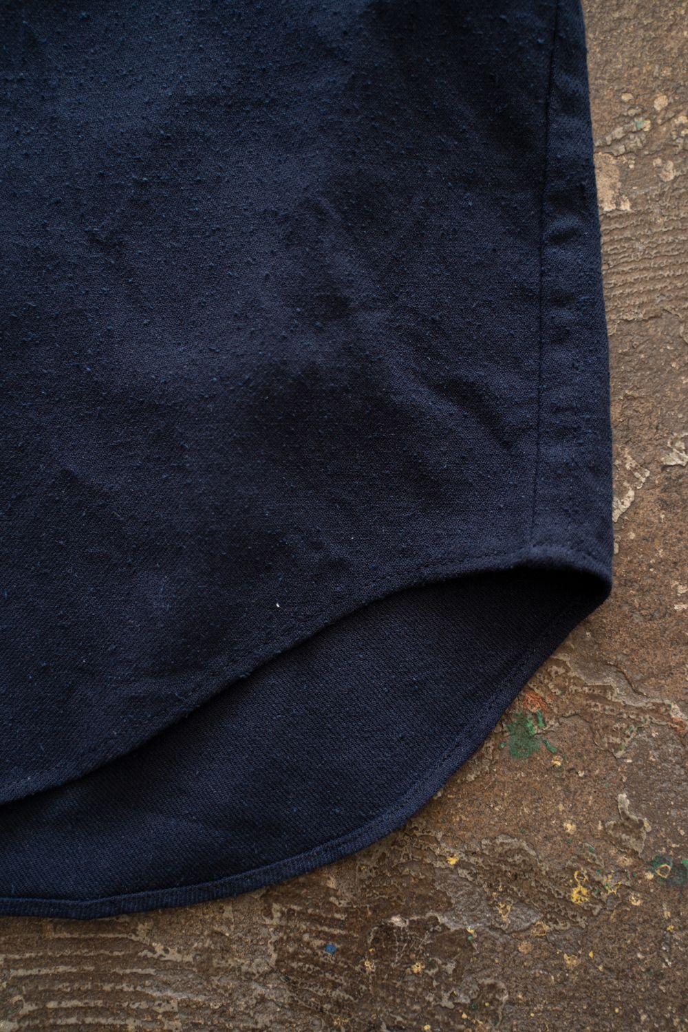 【ラスト1点】【25AW】極小襟コットン×シルクネップシャツ(DEEP BLUE)