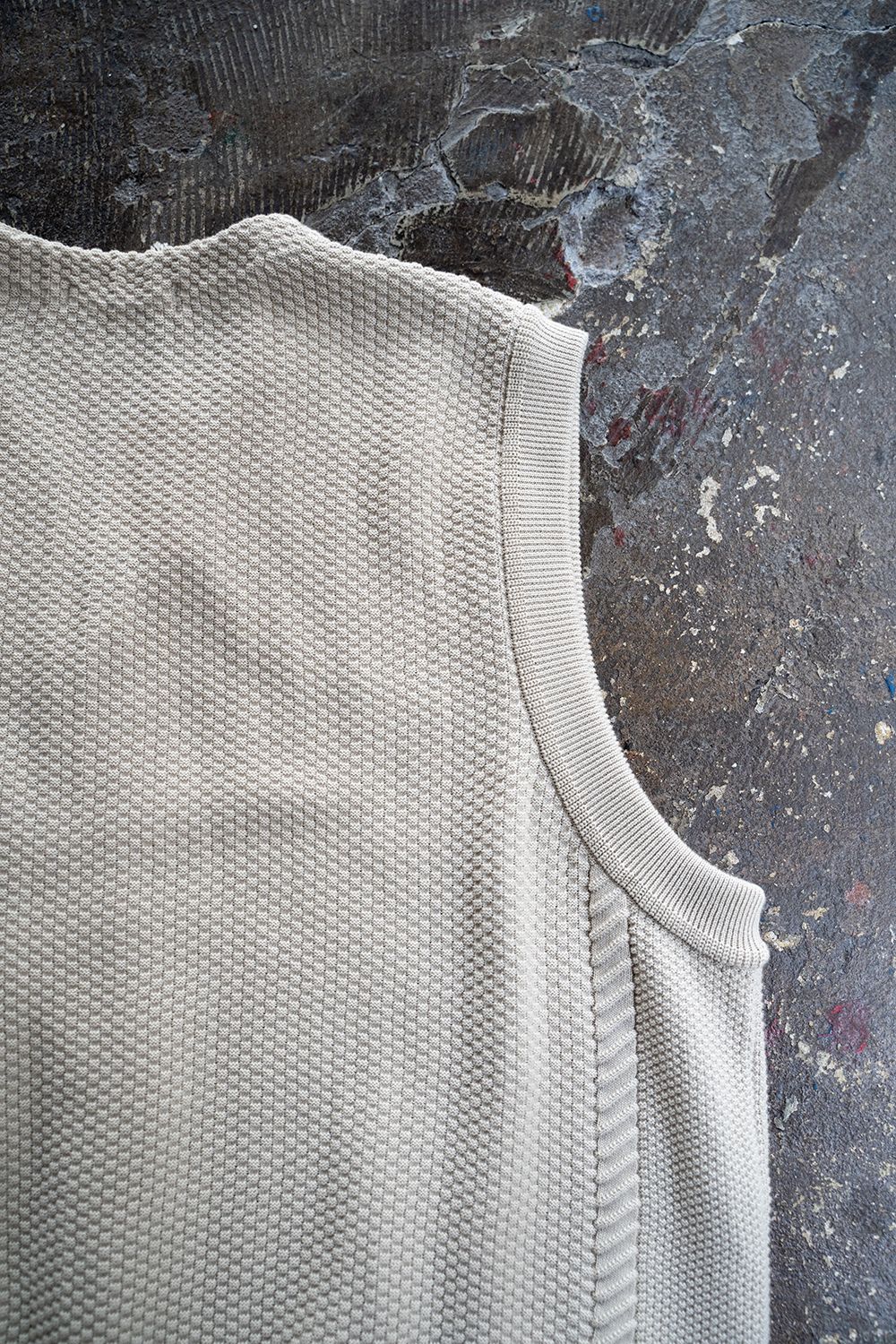 YASHIKI - 【ラスト1点】【22SS】Namioto Vest(PEARL GRAY) | Salty