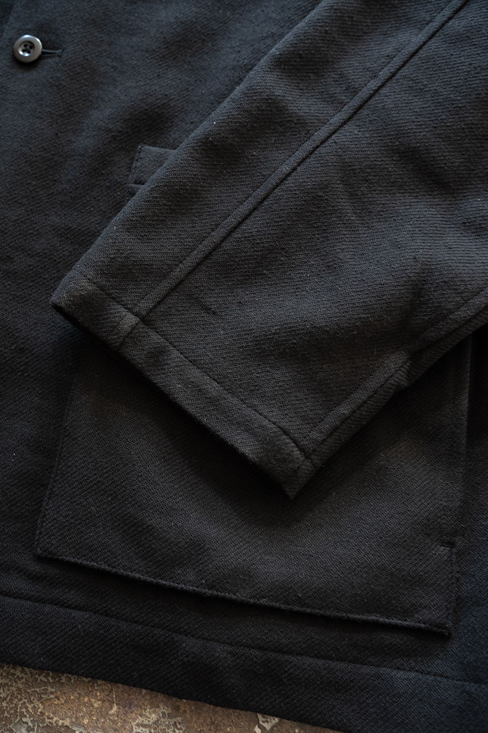 【26AW】コットン×ウールカルゼカバーオール(BLACK)