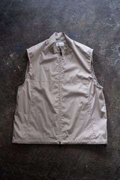 【24SS】綿×ポリエステルスタンドカラーベスト(SAND BEIGE)