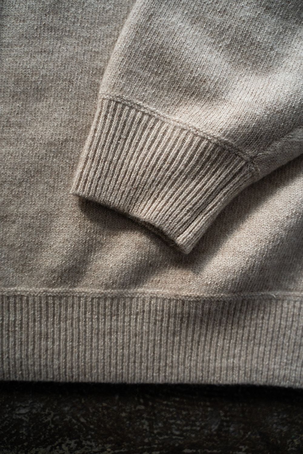 【ラスト1点】【24AW】ウール×シルク10Gクルーネックニット(BEIGE)