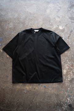 【26SS】オーバーサイズ変形スリーブTシャツ(BLACK)