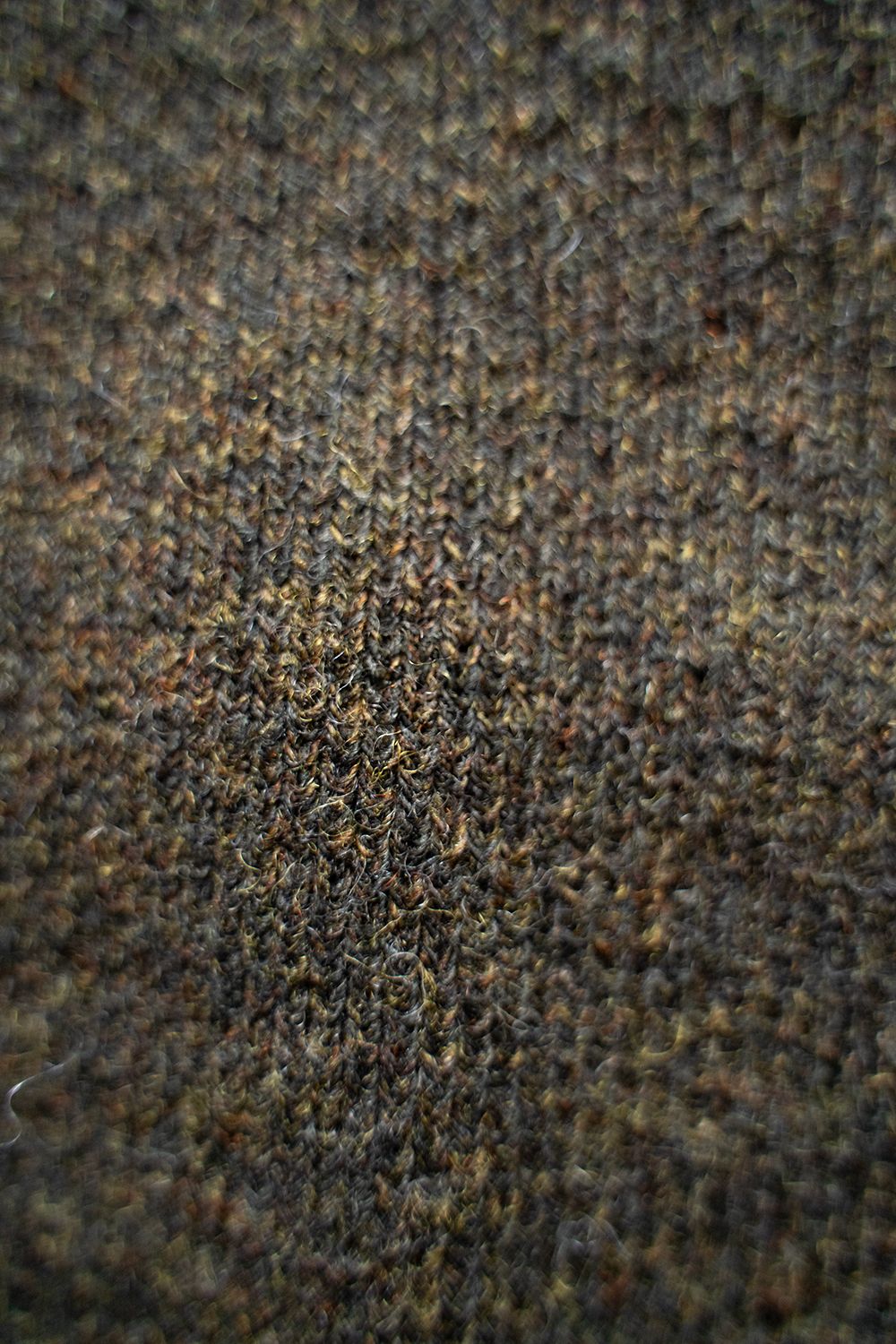 【ラスト1点】Hard twisted Shetlandwool cross V neck sweater(KHAKI MIX)