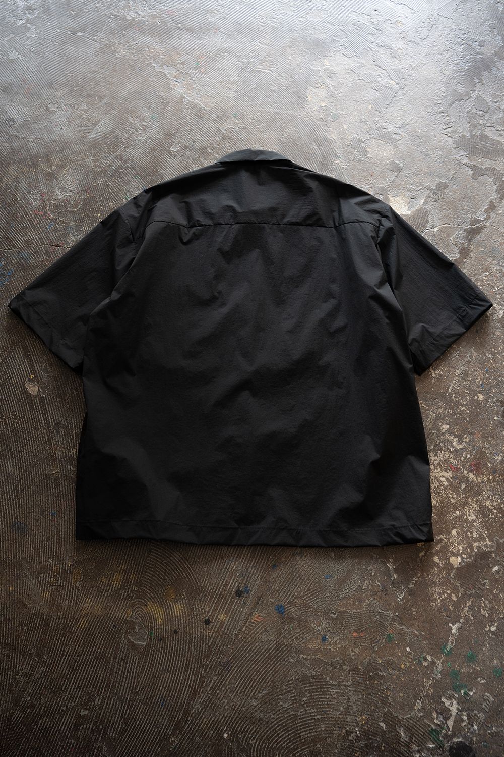 【26SS】ストレッチナイロン半袖シャツ(BLACK)