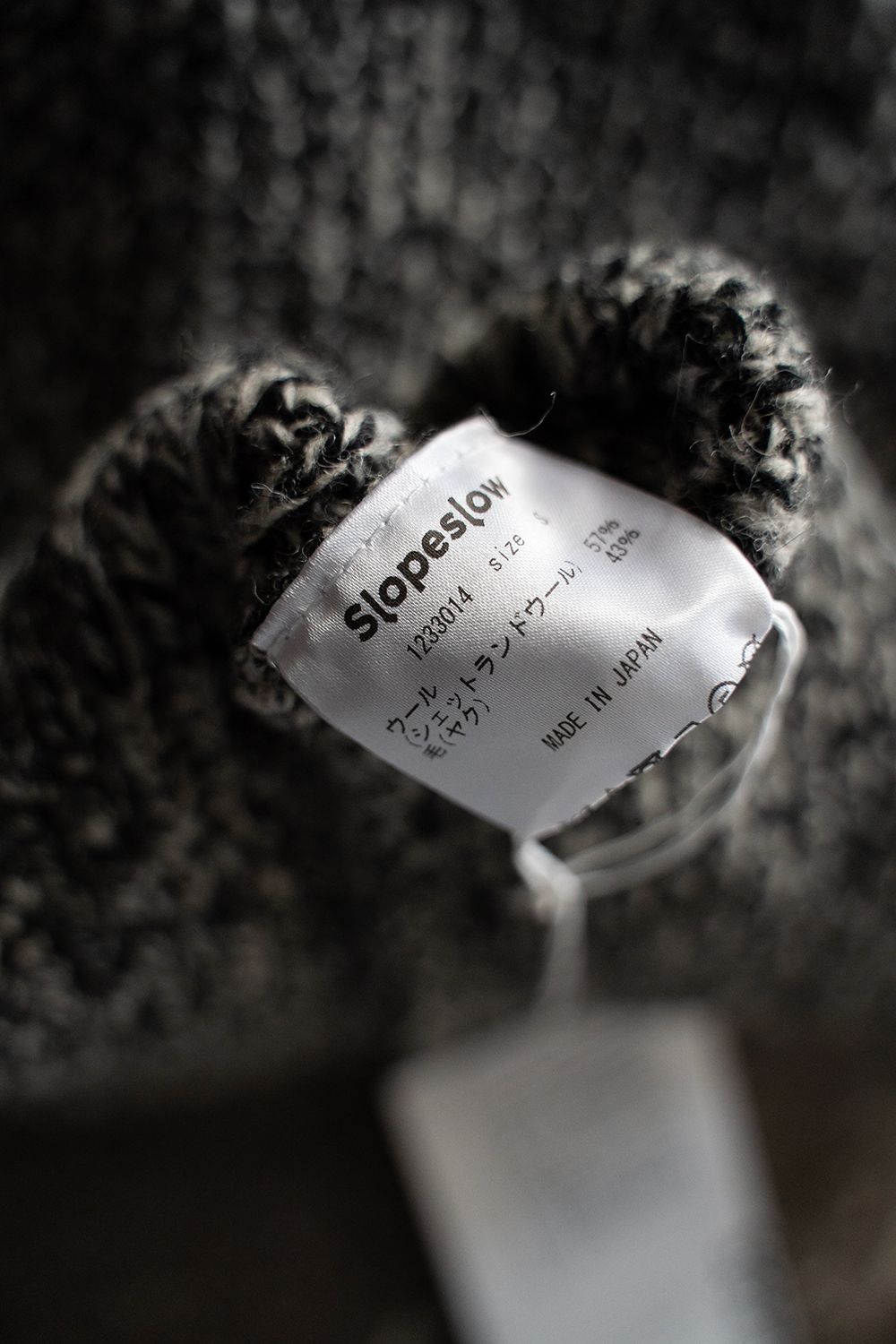 【ラスト1点】brushed yak/Shetland wool turtle neck sweater(BLACK MIX)