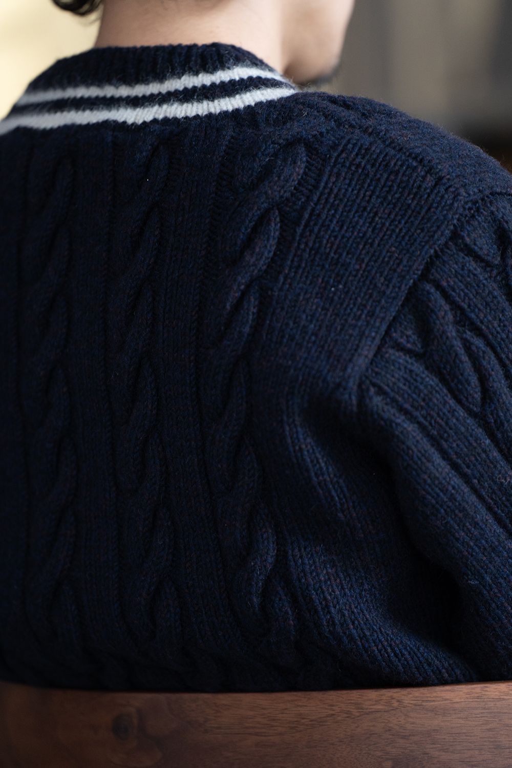 【ラスト1点】camel/cashmere HAND KNITTING cricket sweater(NAVY)