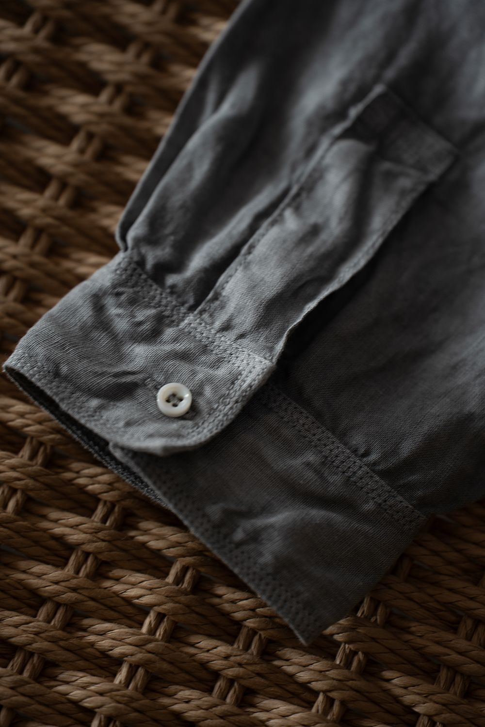 大麻シャツ 3(薄炭)