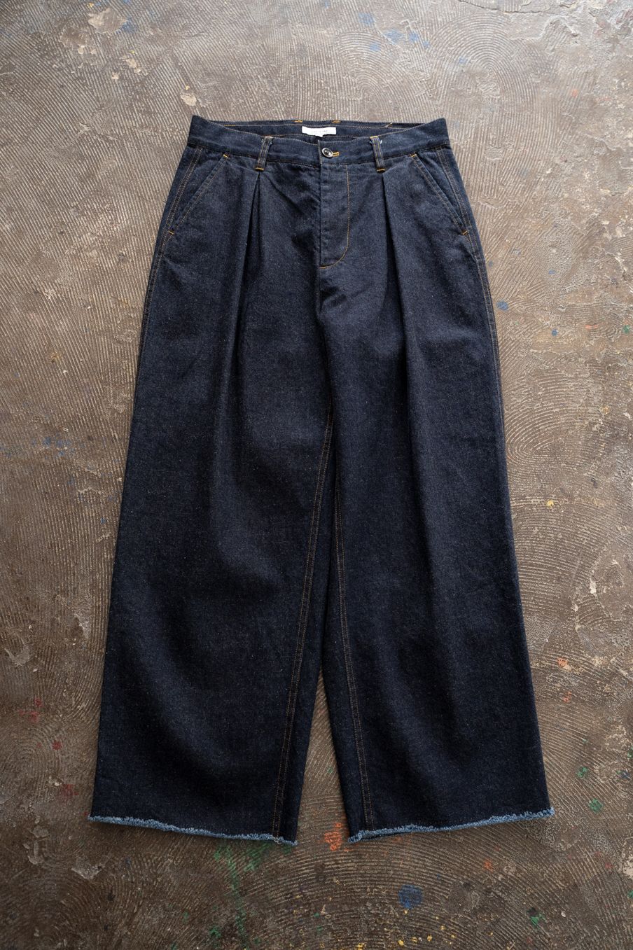 【26SS】2-Tack Cutoff Wide Denim Pants/2タックカットオフワイドデニムパンツ(INDIGO BLUE)