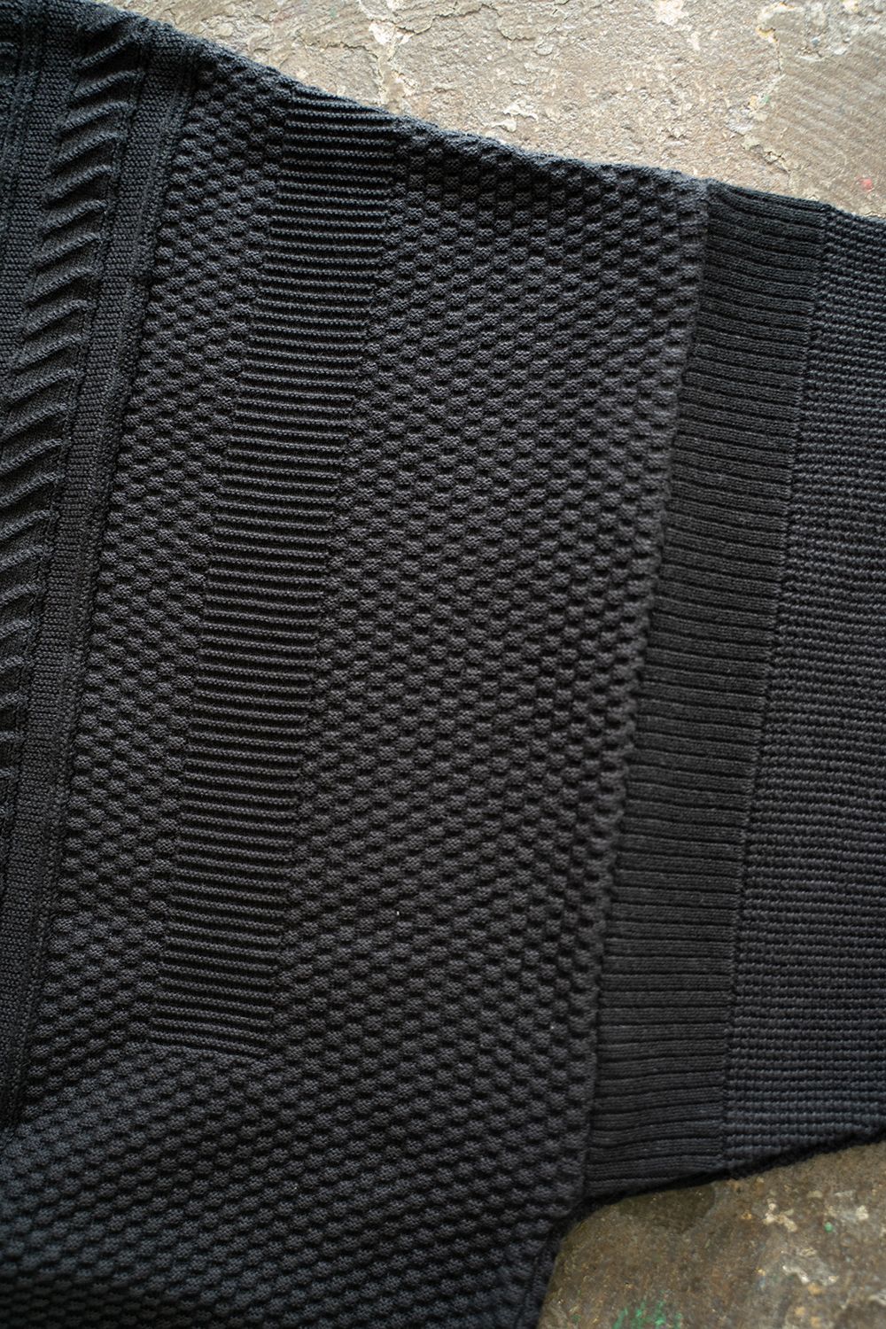 【ラスト1点】【23SS】Harukaze Henley Knit(BLACK)
