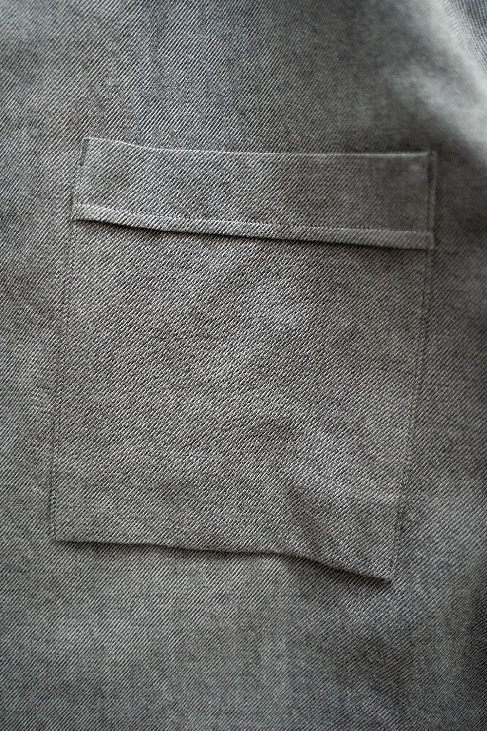 【ラスト1点】【23AW】ウール×コットンシャンブレーバンドカラーシャツ(GRAY)