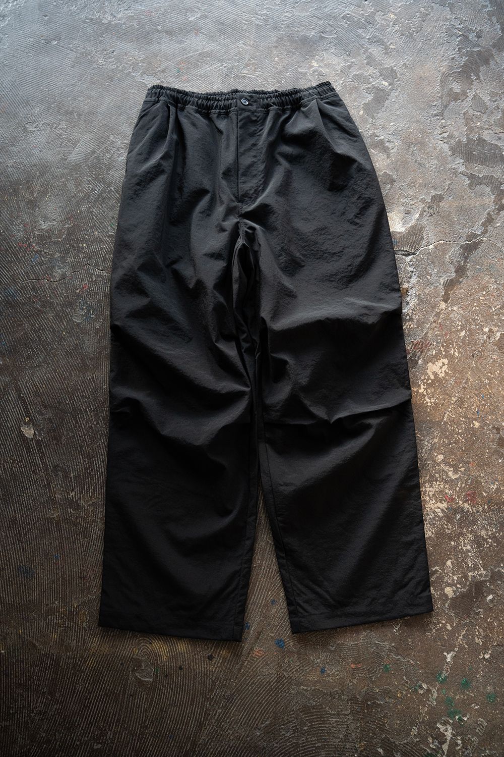 【ラスト1点】【25AW】タスランナイロンニータックイージーパンツ(BLACK)