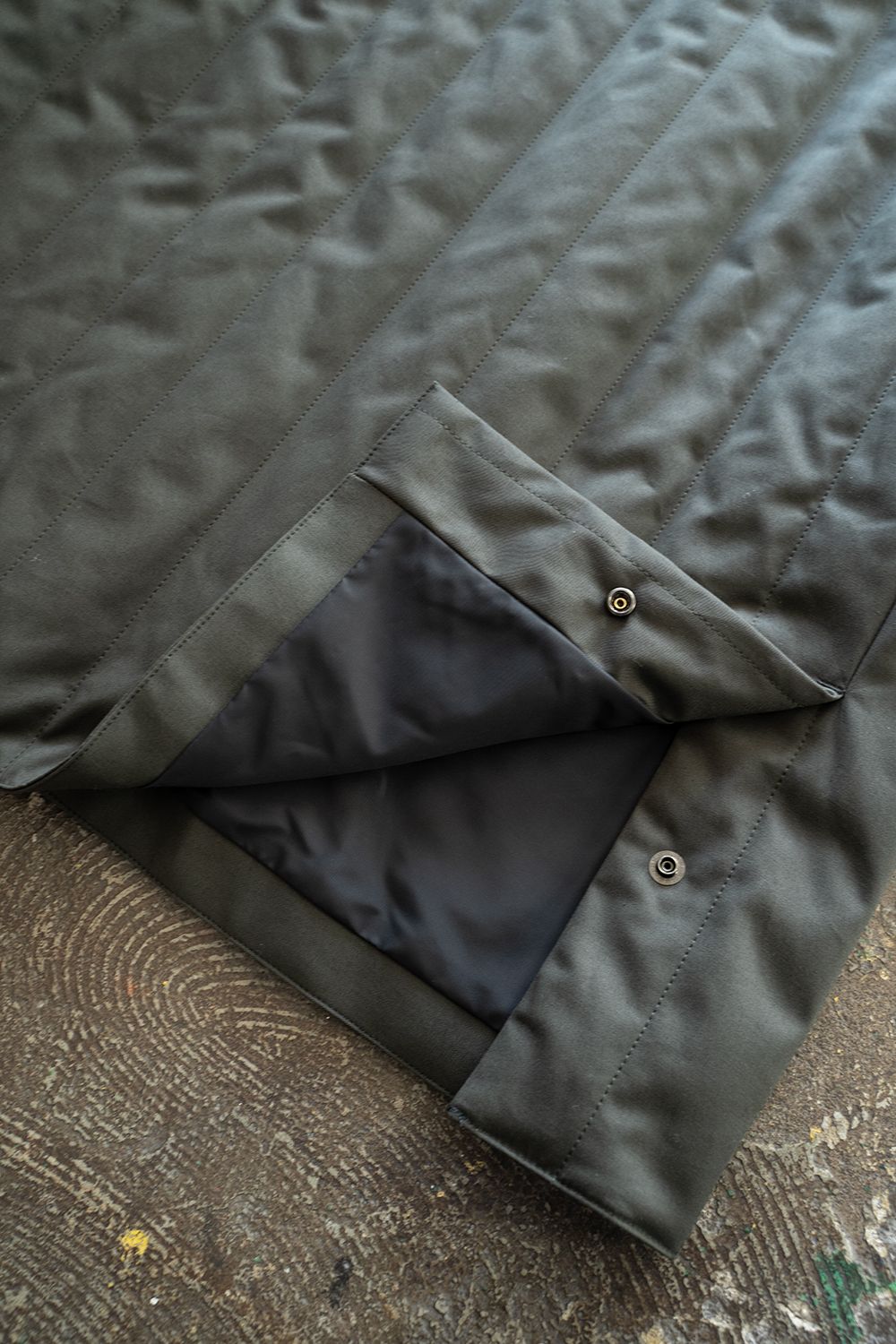 【25AW】コーデュロイ切り替えシンサレートキルティングブルゾン(GREEN CHARCOAL)
