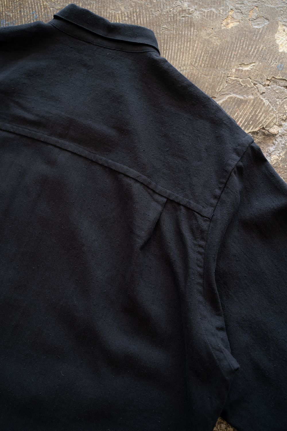 【ラスト1点】【25AW】極小襟コットン×シルクネップシャツ(BLACK NAVY)
