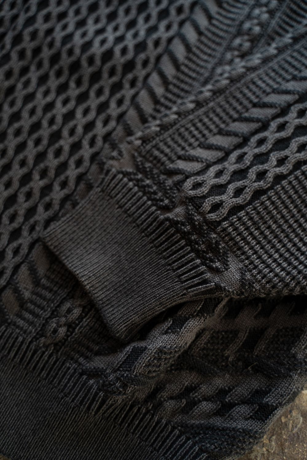 YANKO ヤンコ ホールカット 5月6日(火)迄の限定値下げ YASHIKI - 【25AW】Fubuki Knit(BLACK) | Salty