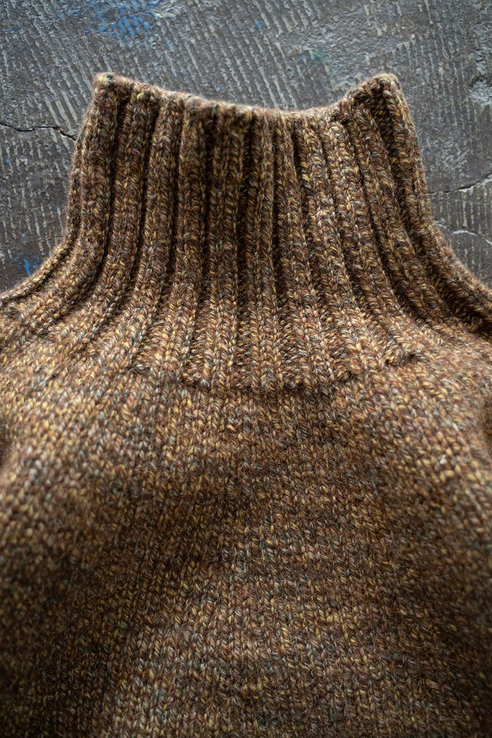 【ラスト1点】yak/lambs multi ply HAND KNITTING yoke top turtle neck sweater(MARRON)