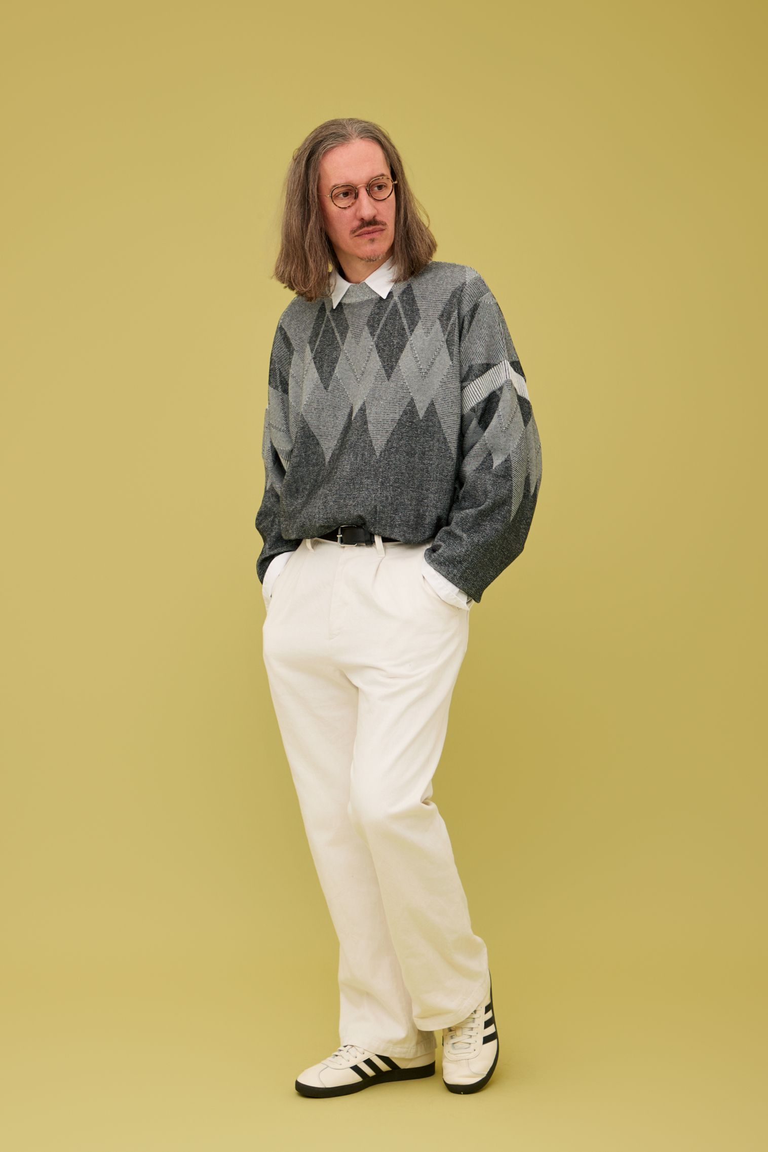 ooo　新品未使用タグ付き　YASHIKI ニットベスト ニットブランドYASHIKIから春野原をイメージした新作ニットベストが