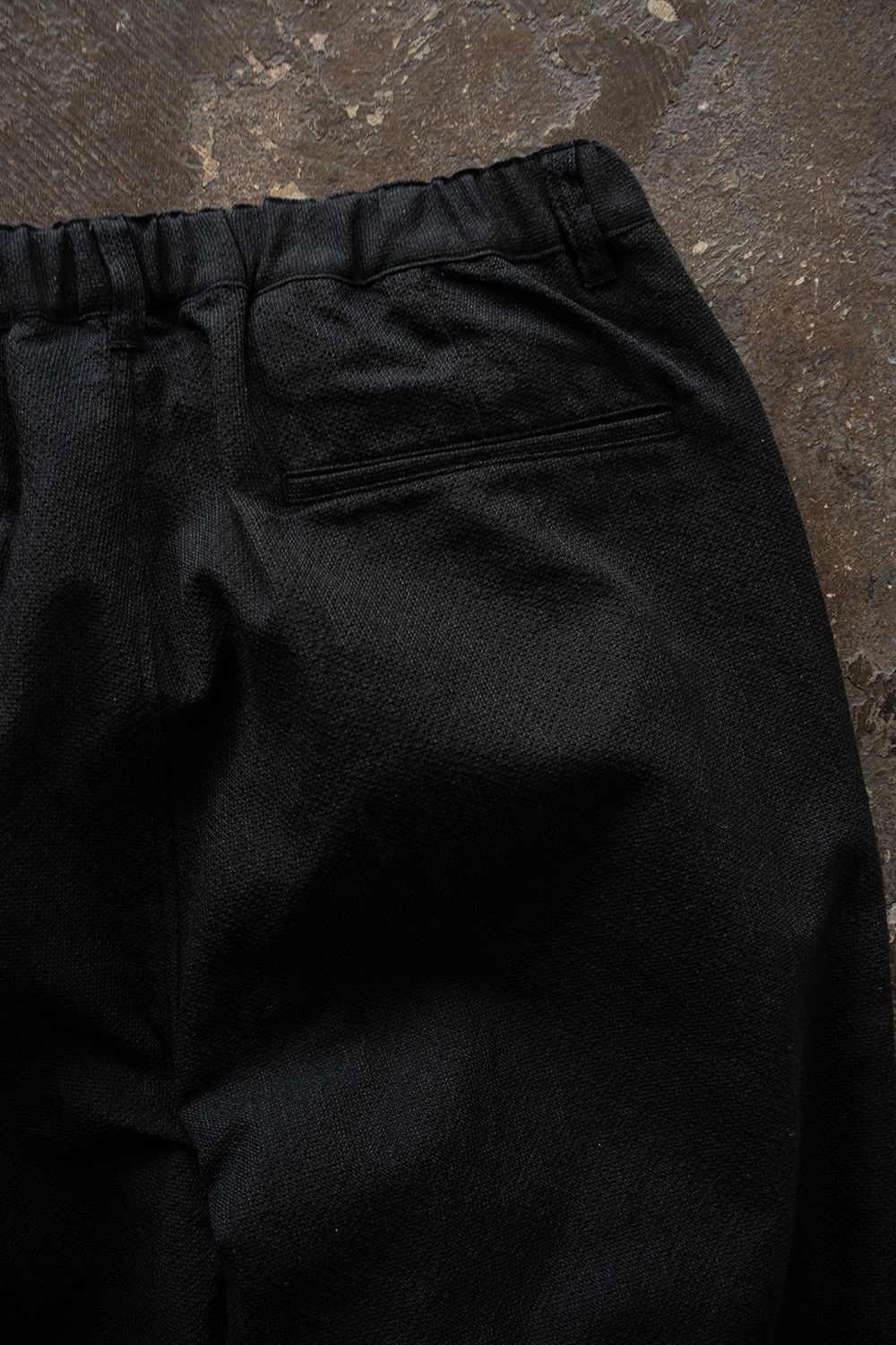【26SS】ポリエステル×コットンタックイージーパンツ(INK BLACK)