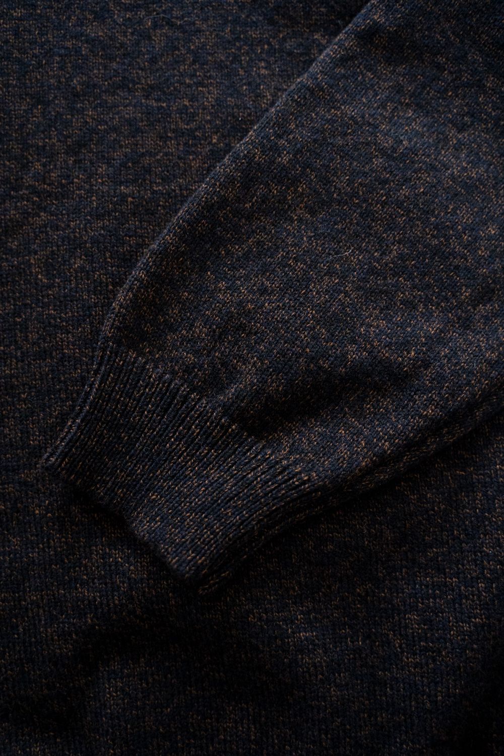 【25AW】モックネックメランジニット(MELANGE NAVY)