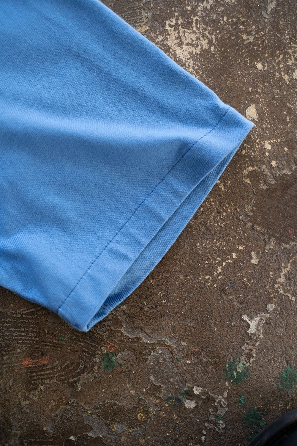 【ラスト1点】【23SS】"Zwischen Oberfläche und Punkt"Tシャツ(BLUE)