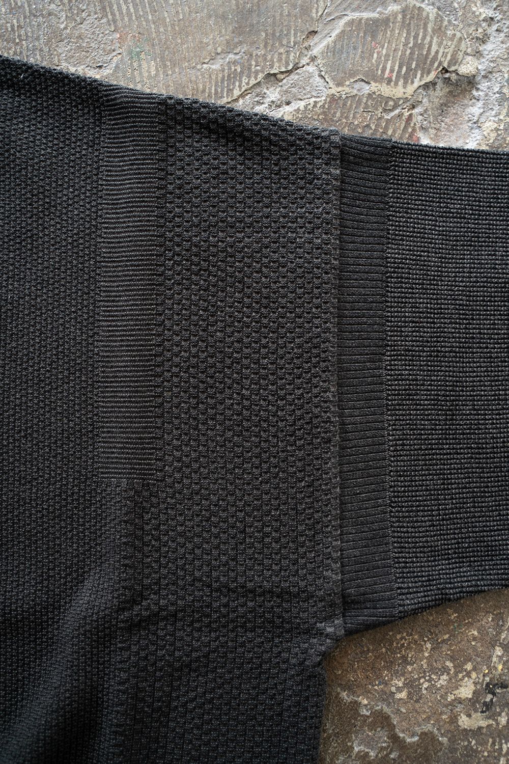 【ラスト1点】【25SS】Umiiro Knit Polo(BLACK)