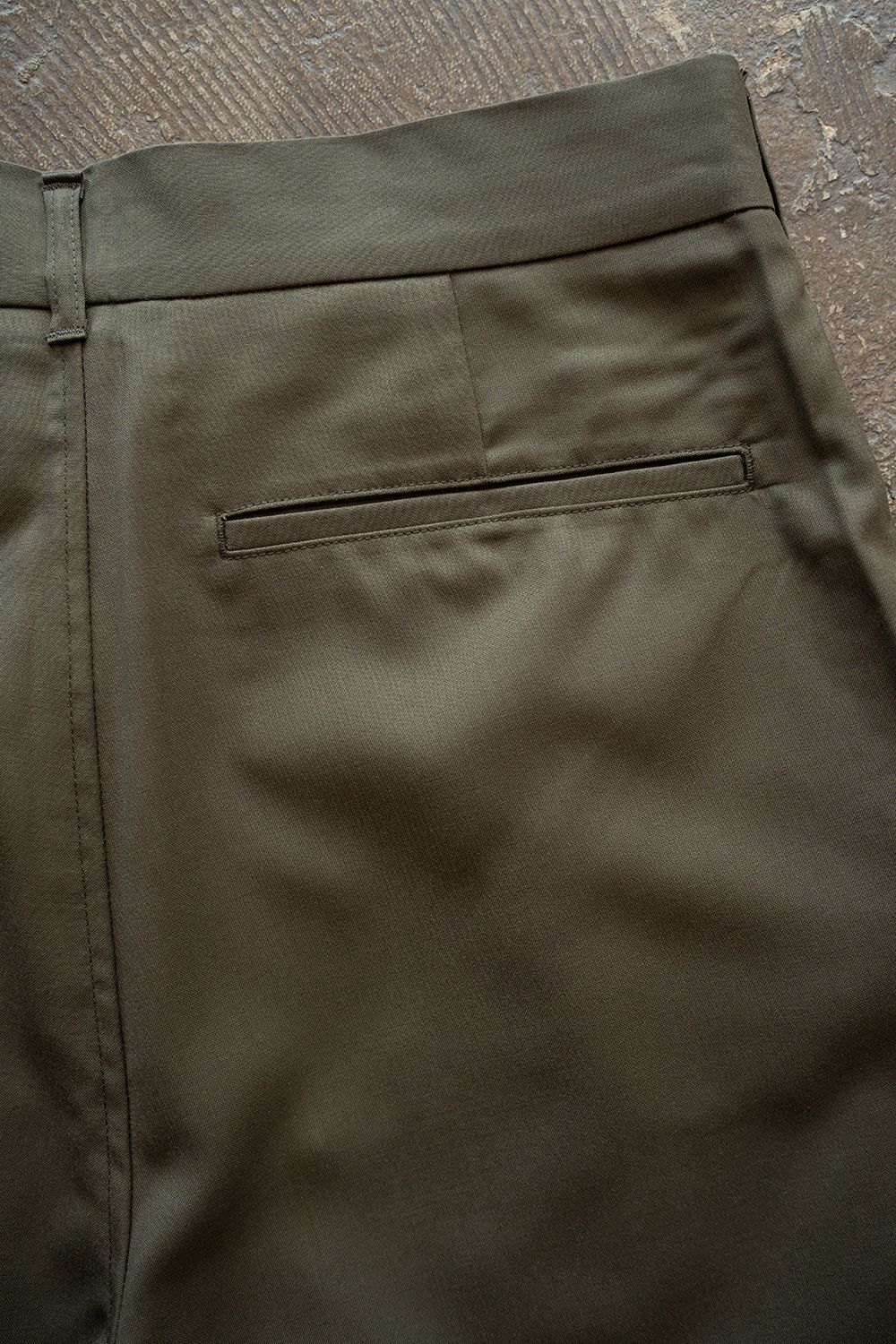 【26SS】Super120'sウールハーフパンツ(OLIVE)