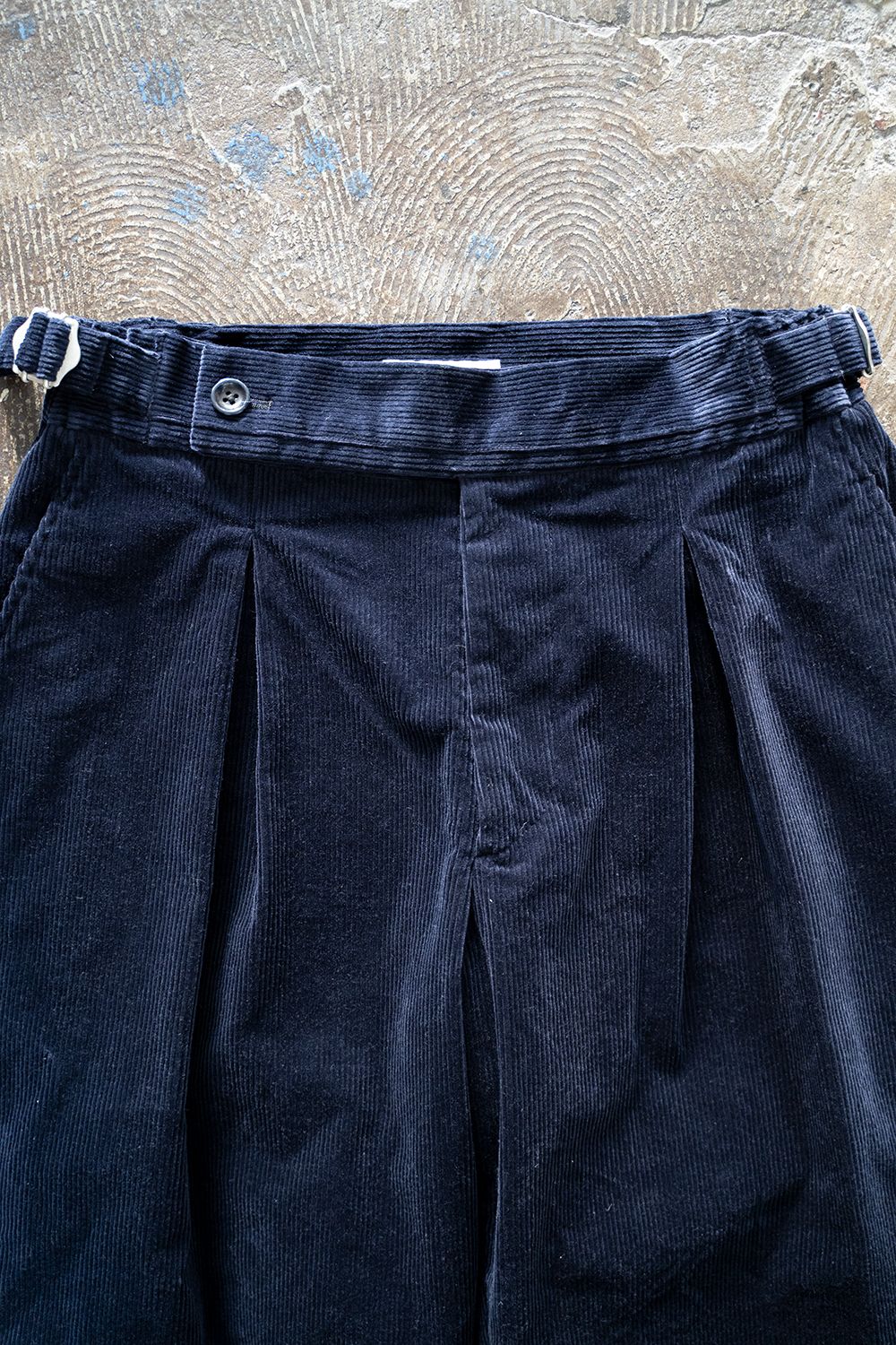 【ラスト1点】【22AW】2-Tack Corduroy Trousers/2タックコーデュロイトラウザース(NAVY)