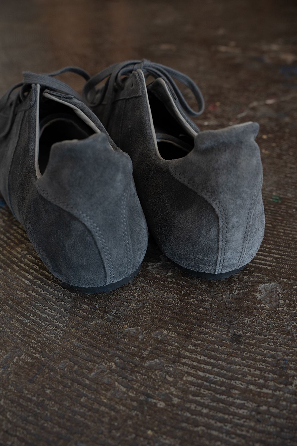 【26AW】REPRODUCTION OF FOUND×STILL BY HAND Sneaker '26 スウェードスニーカー(CHARCOAL)