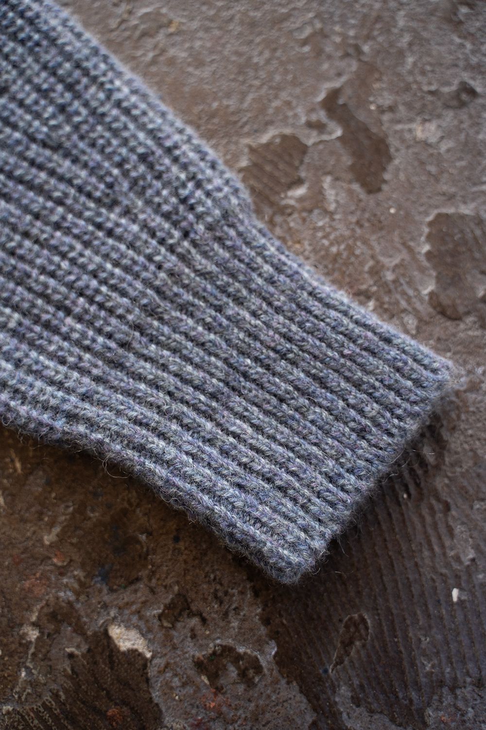 【ラスト1点】brushed yak/Shetland wool turtle neck sweater(LAVENDER)