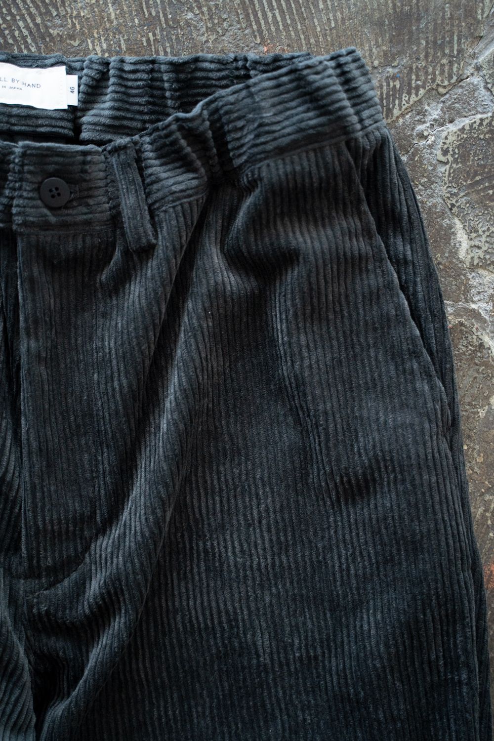 【26AW】綿×レーヨン5Wコーデュロイイージーパンツ(BLUE CHARCOAL)