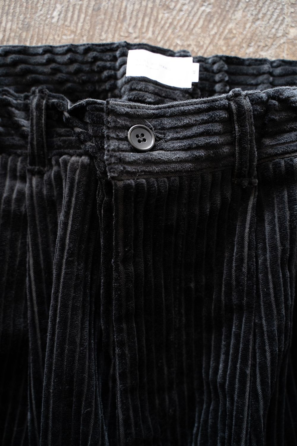 【25AW】3.5W太畝コーデュロイイージーパンツ(BLACK)