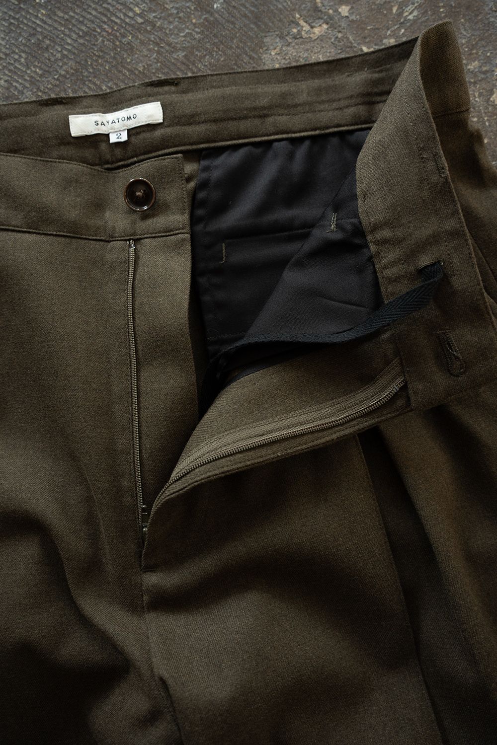 【26AW】2-Tack Wide Slacks/2タックワイドスラックス(OLIVE)