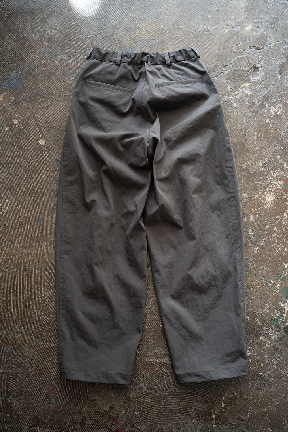 【ラスト1点】【24AW】3 Pleat Nylon Pants(GRAY)