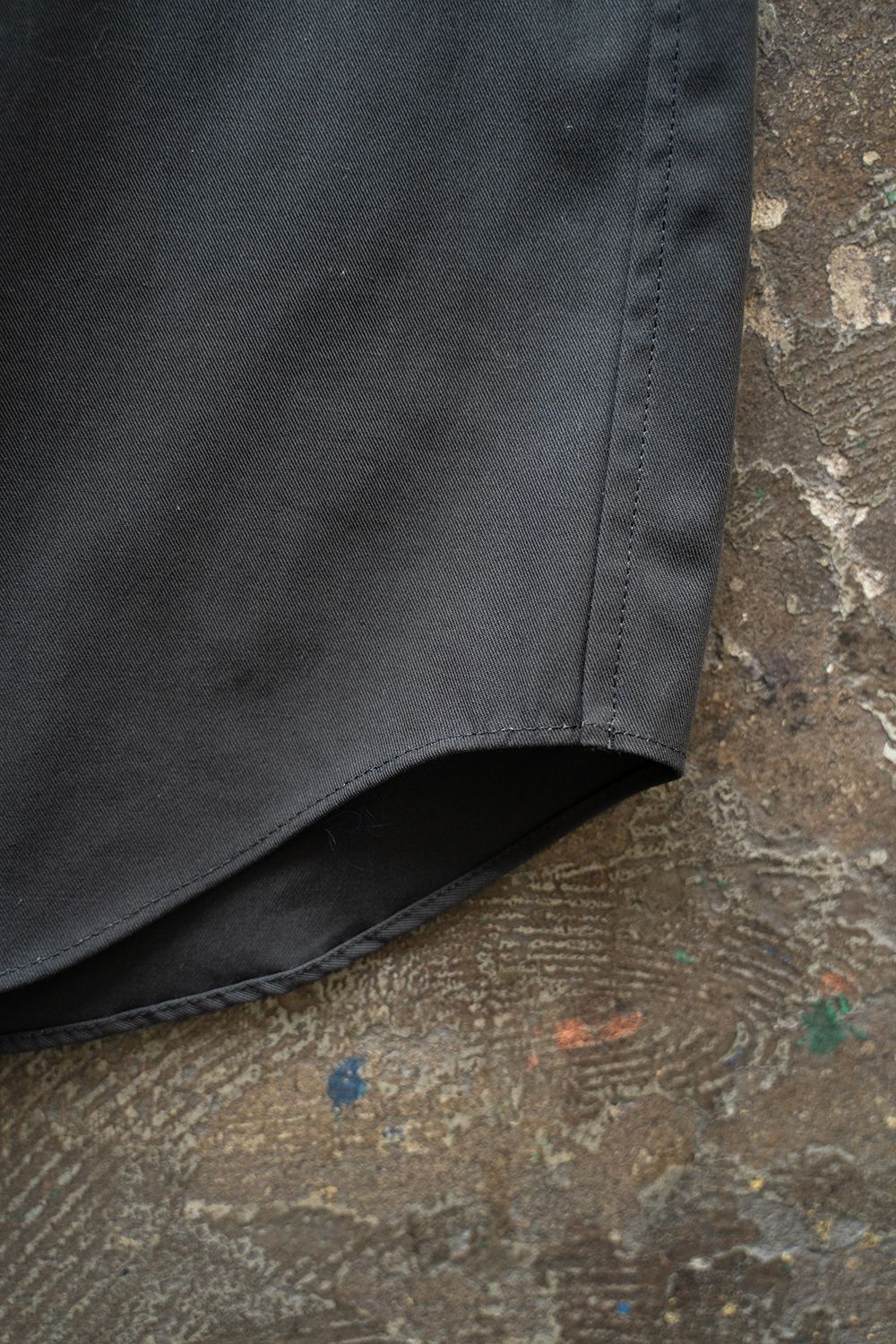 【ラスト1点】【25SS】強撚コットン×ポリエステルシャツブルゾン(CHARCOAL)