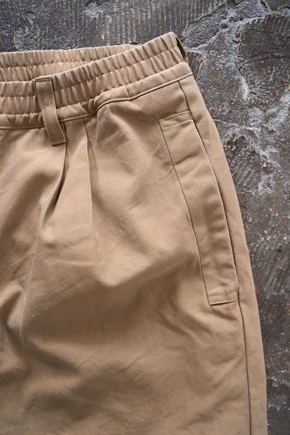 【ラスト1点】【22AW】2タックギャバジンパンツ(BEIGE)