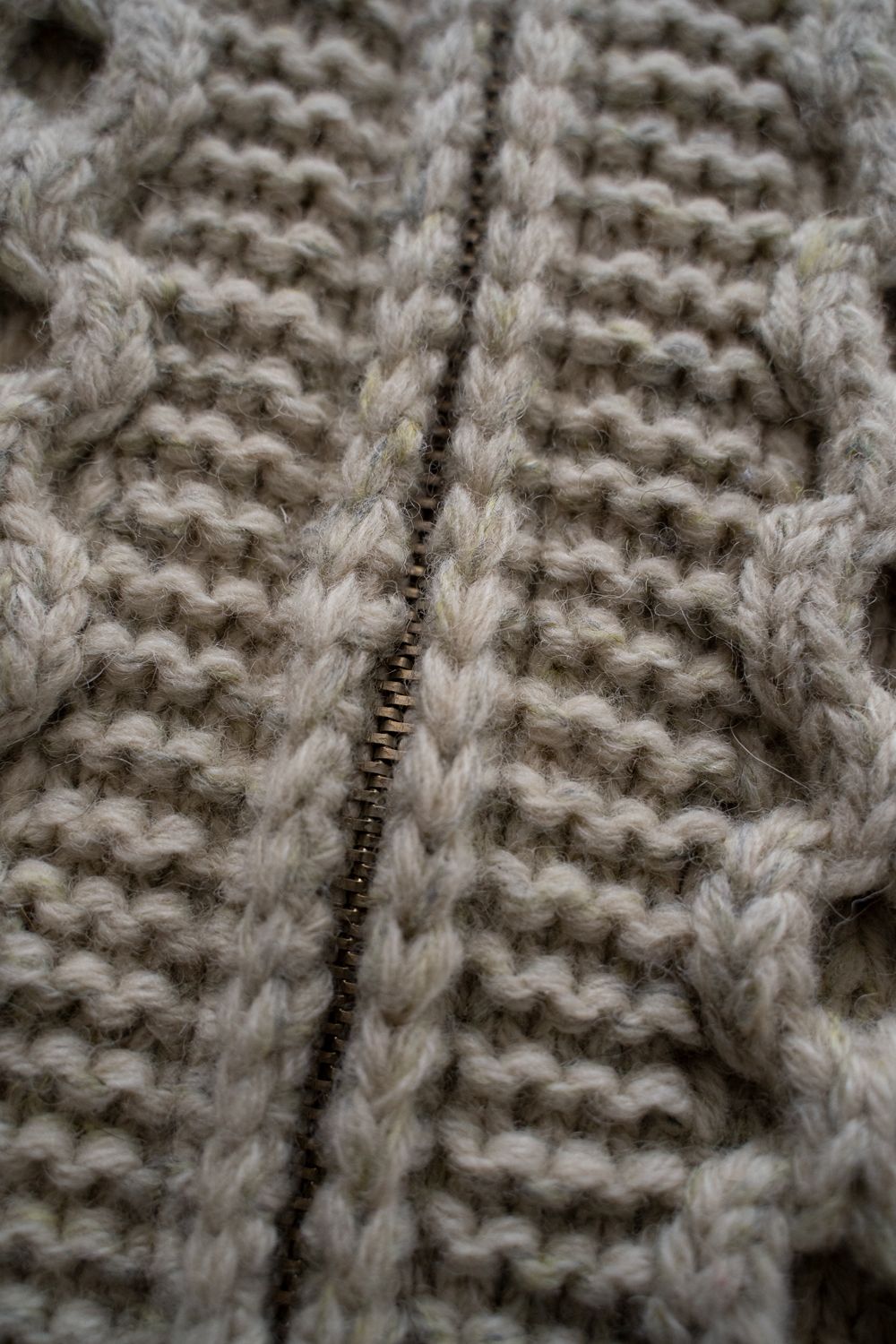 【Sサイズ】Jamieson’s Shetland wool HAND KNITTING Cowichan sweater(WHITE)