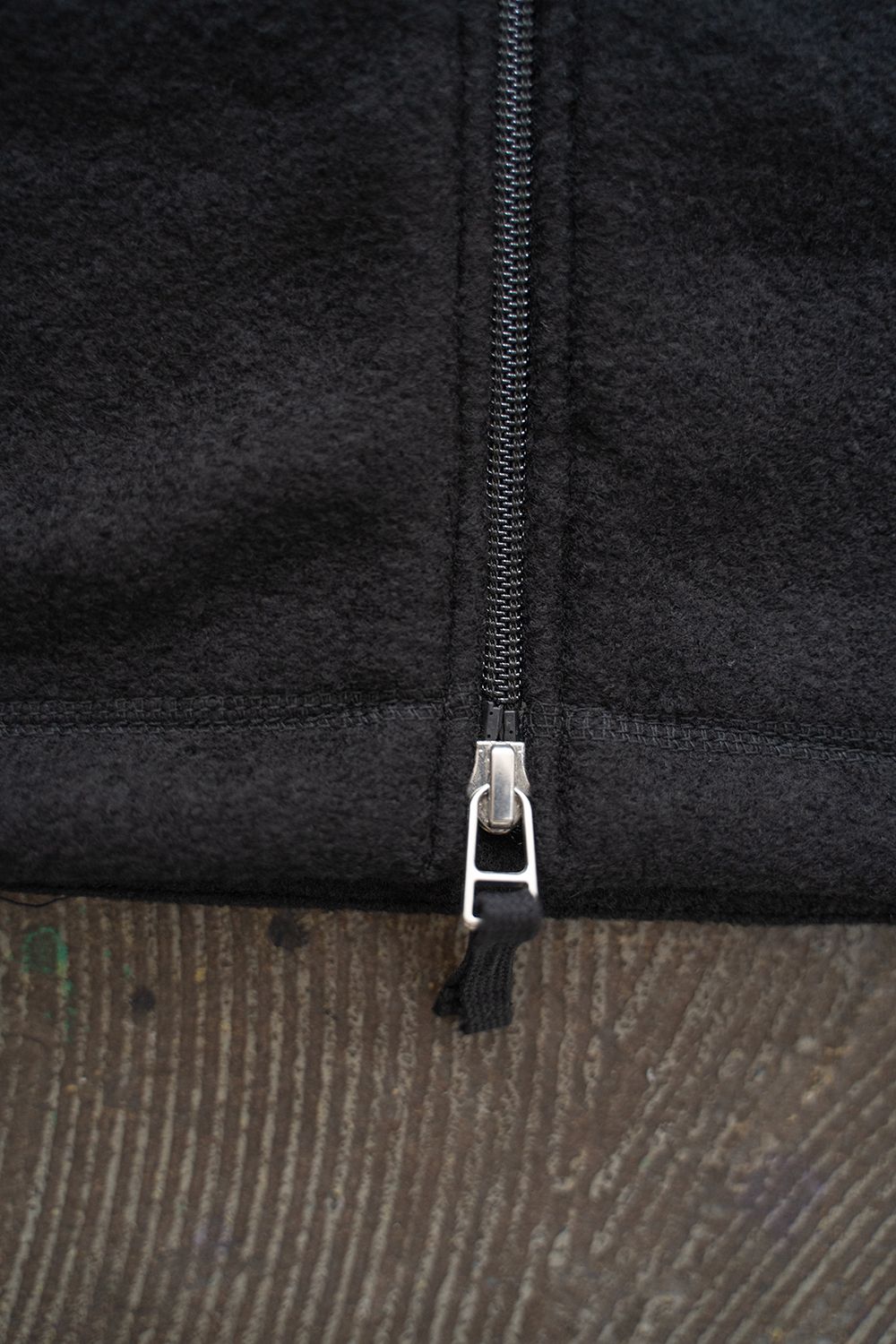 【ラスト1点】【24AW】ウールパイルジップベスト(BLACK)