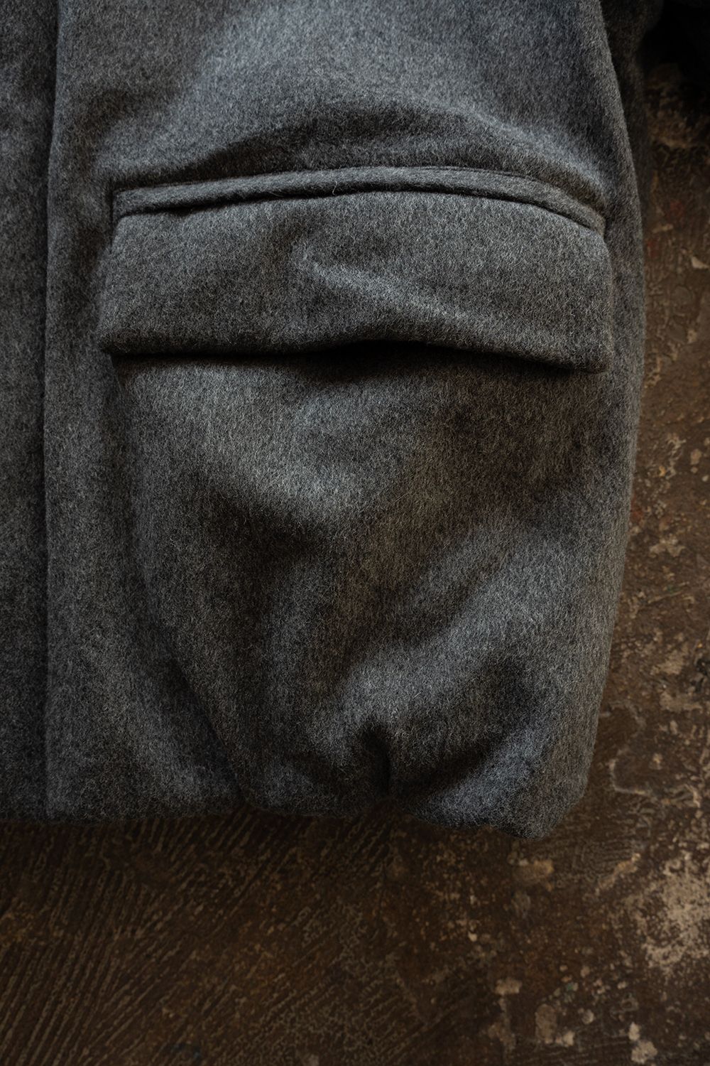 【26AW】Super100'sローデンクロスシンサレートスタンドカラーブルゾン(GRAY)