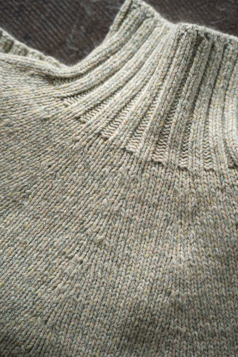 【ラスト1点】yak/lambs multi ply HAND KNITTING yoke top turtle neck sweater(MINT)